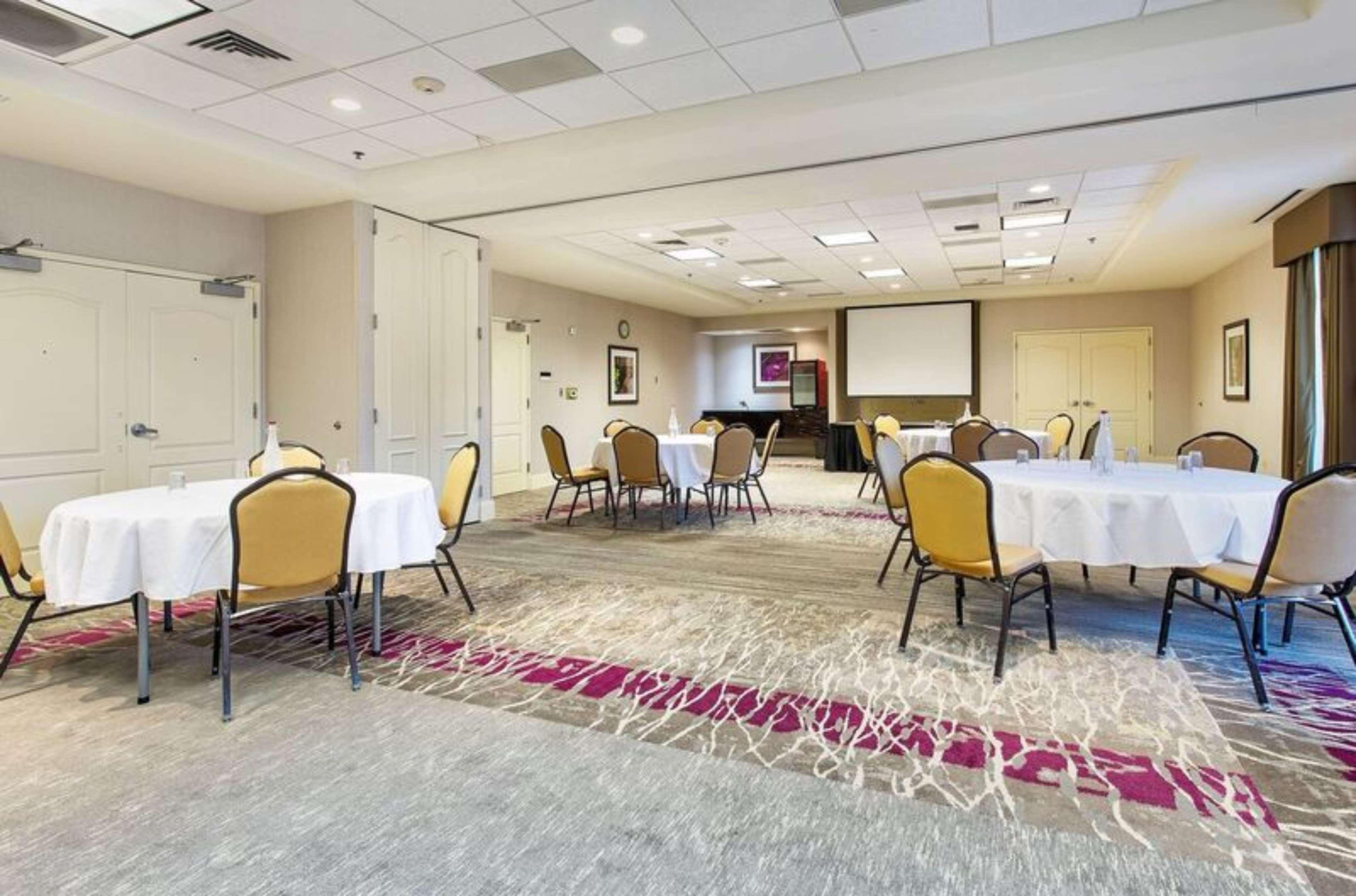 Hilton Garden Inn Knoxville West/Cedar Bluff Dış mekan fotoğraf