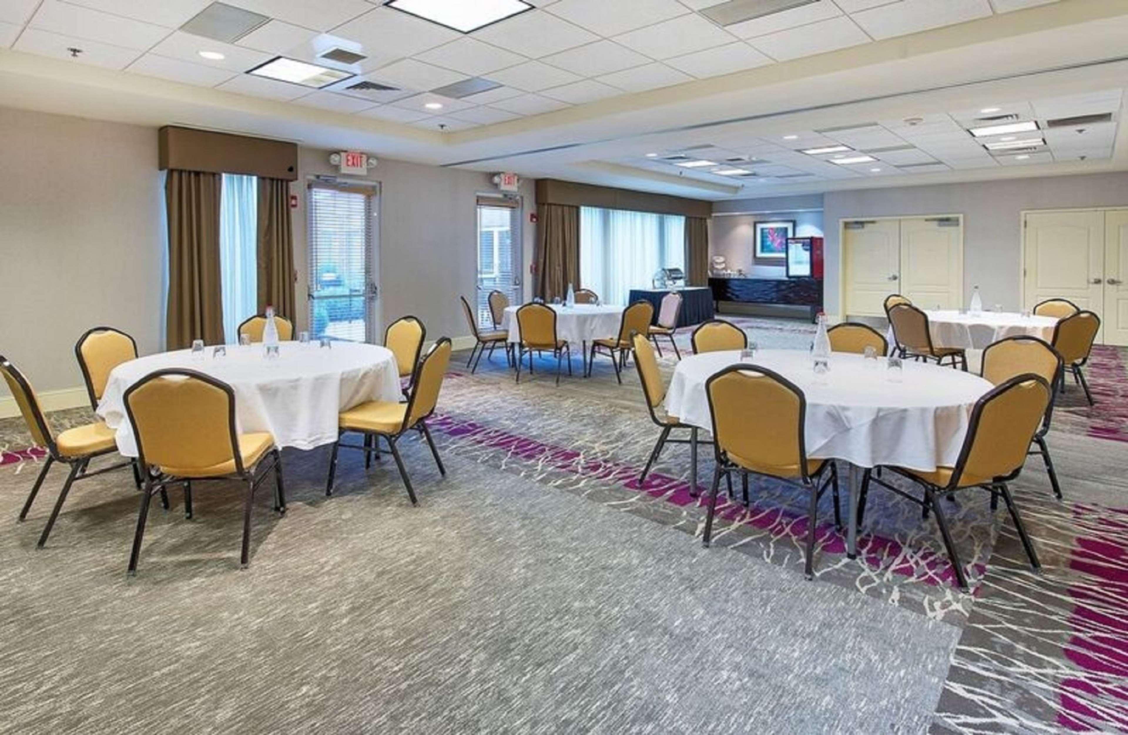 Hilton Garden Inn Knoxville West/Cedar Bluff Dış mekan fotoğraf