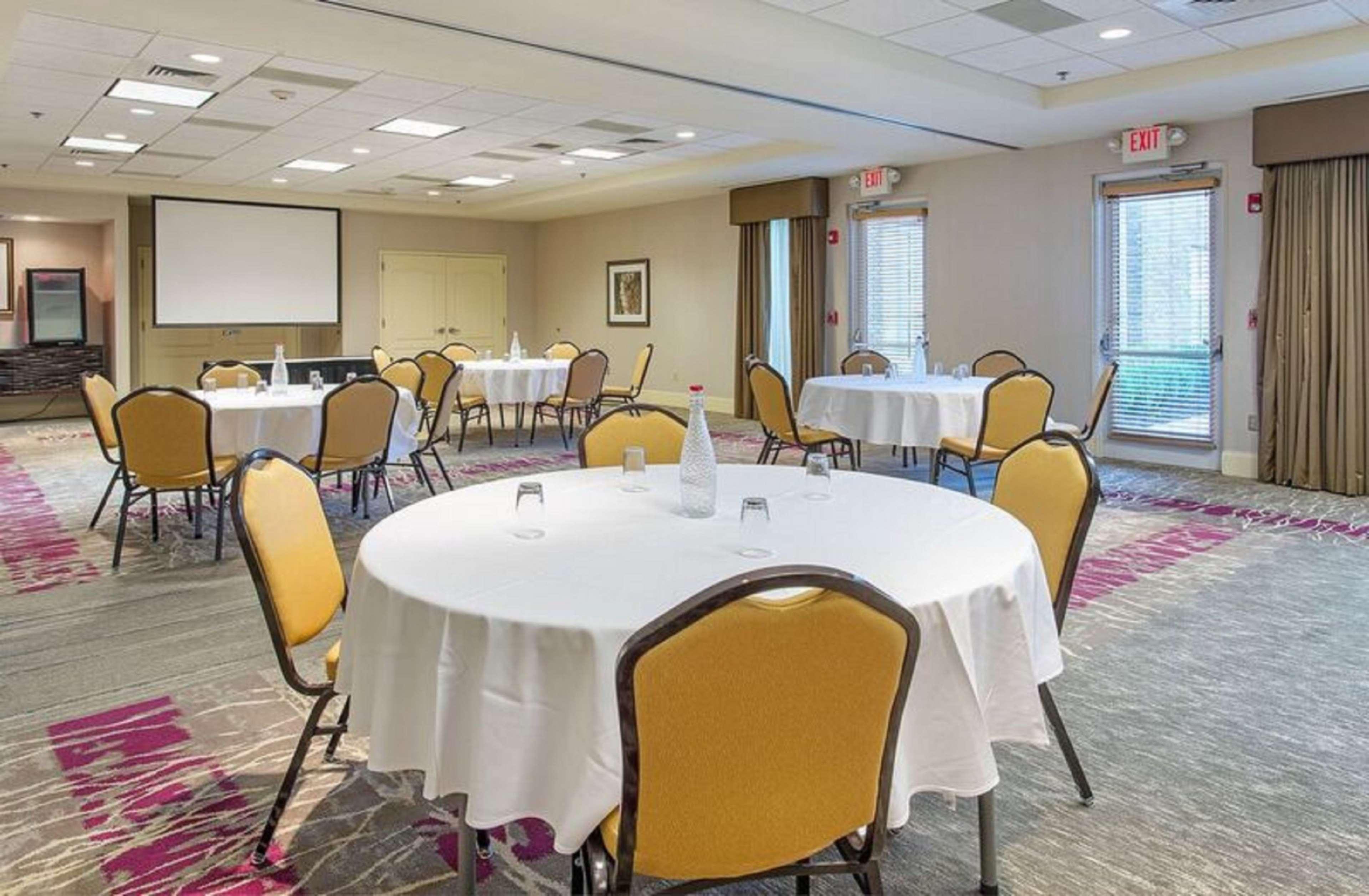 Hilton Garden Inn Knoxville West/Cedar Bluff Dış mekan fotoğraf