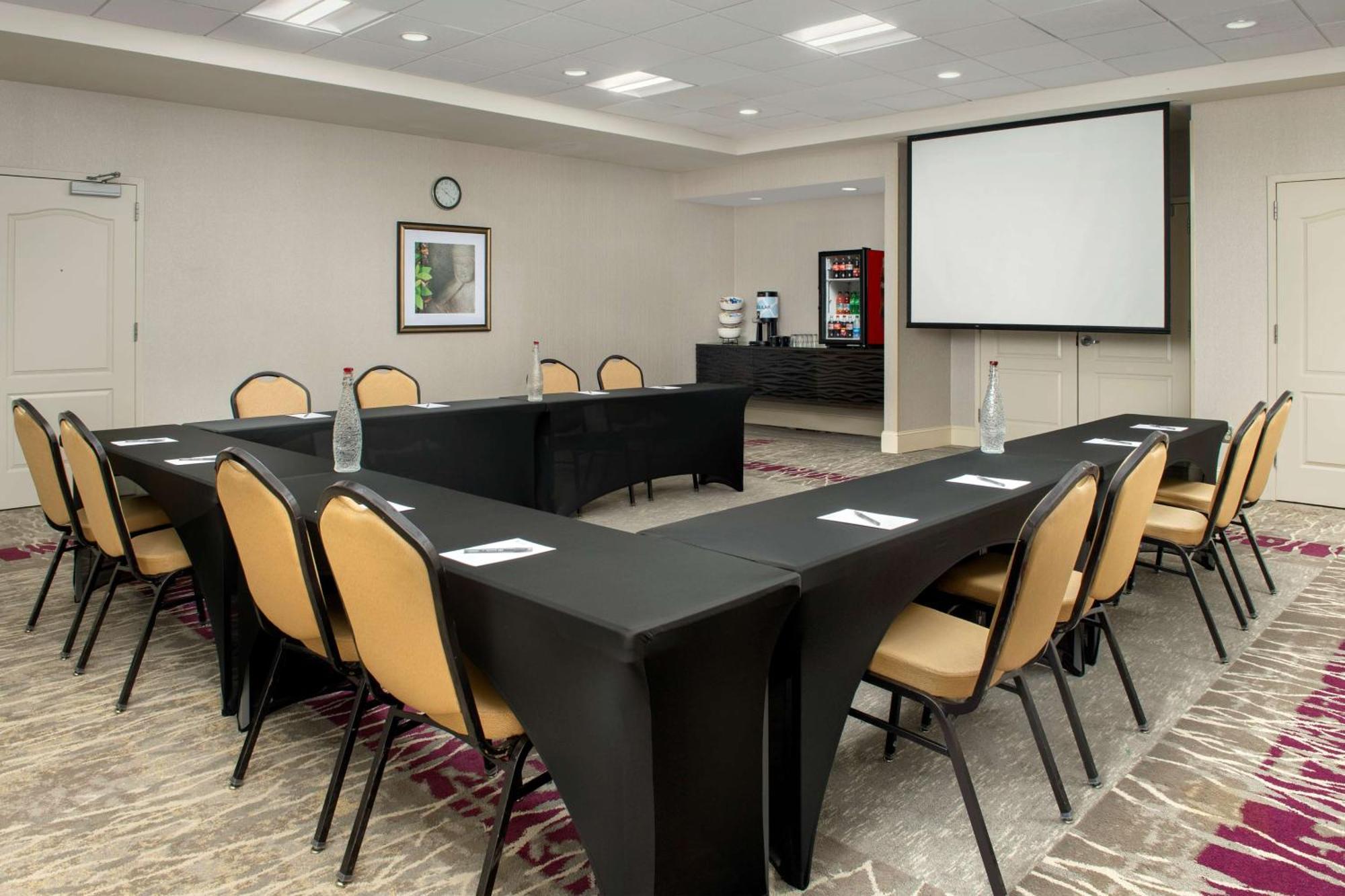 Hilton Garden Inn Knoxville West/Cedar Bluff Dış mekan fotoğraf